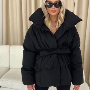 🖤 Soera Black Puffer Jacket 🖤